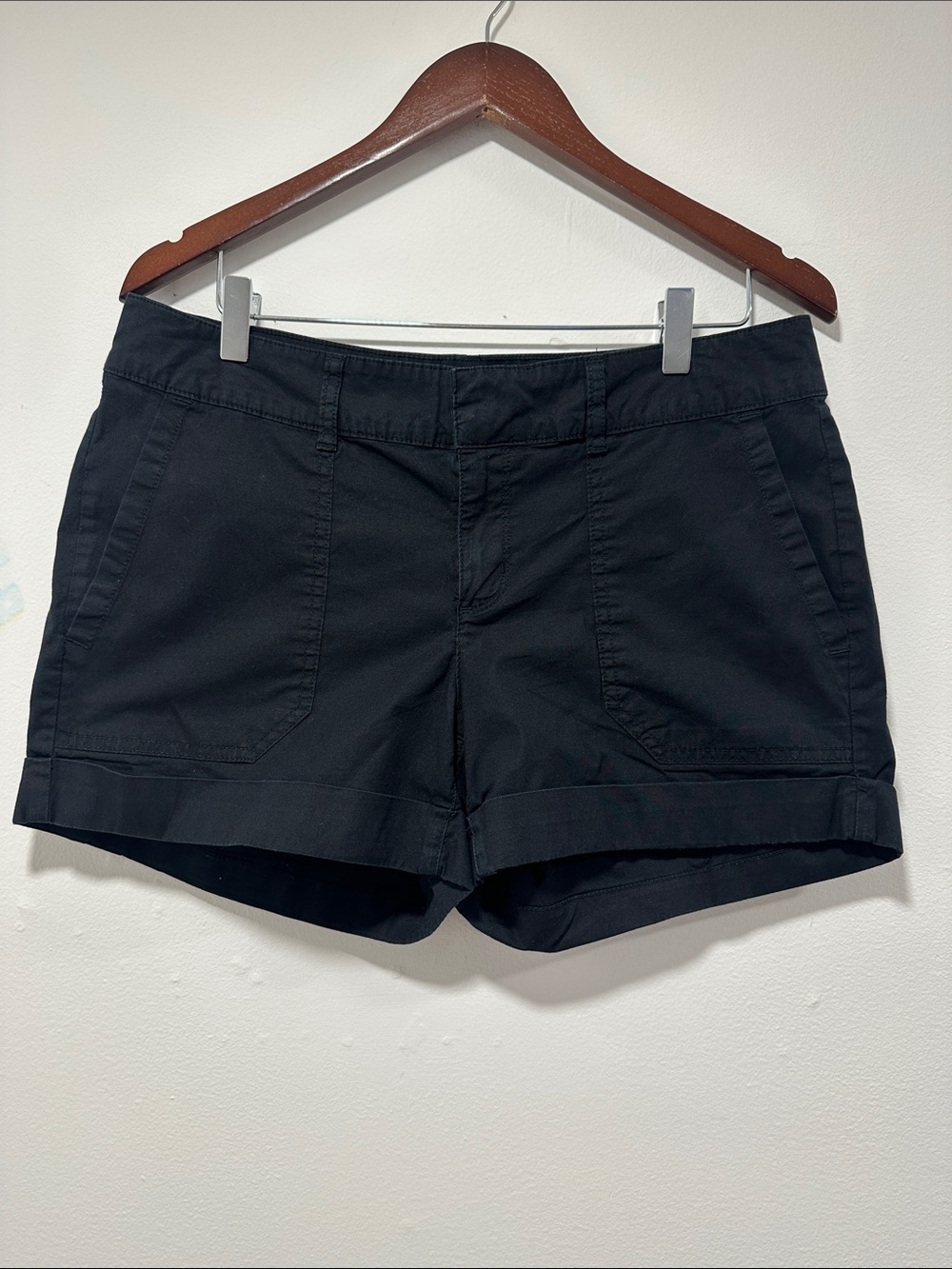 a.n.a Black Cotton Blend Cuffed Women’s Shorts 199
